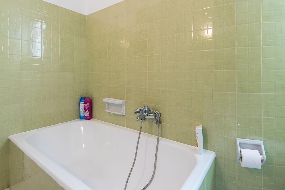 Athens Crown Paradise Apartments Esterno foto