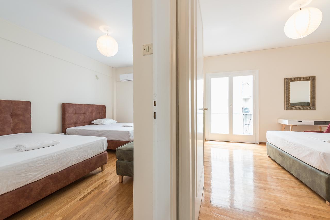 Athens Crown Paradise Apartments Esterno foto