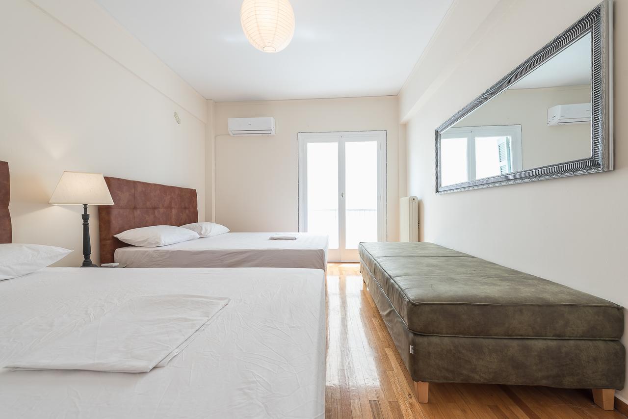 Athens Crown Paradise Apartments Esterno foto