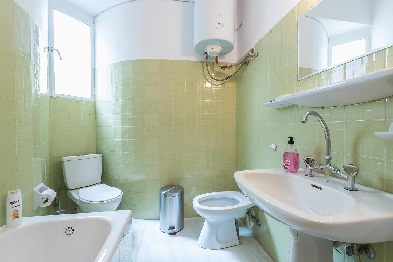 Athens Crown Paradise Apartments Esterno foto